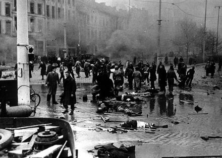 Slachtoffers na de inslag.