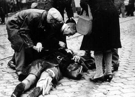 Slachtoffers na de inslag.