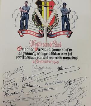 The city pays tribute to the resistance for their loyalty